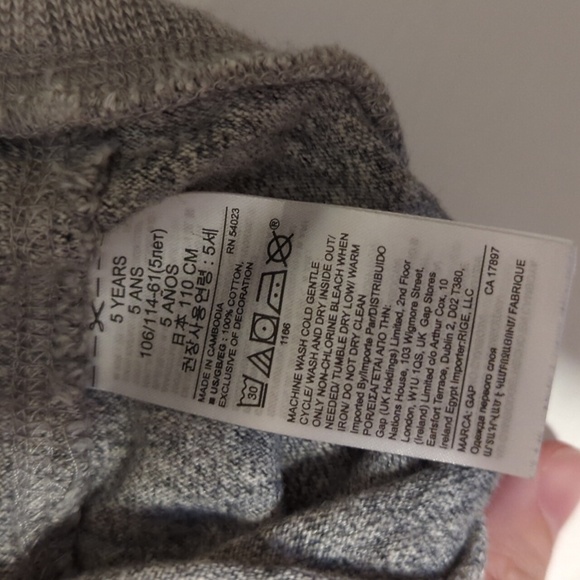 Baby Gap Textured Heather Gray Sweatshirt Size 5 - Picture 6 of 6